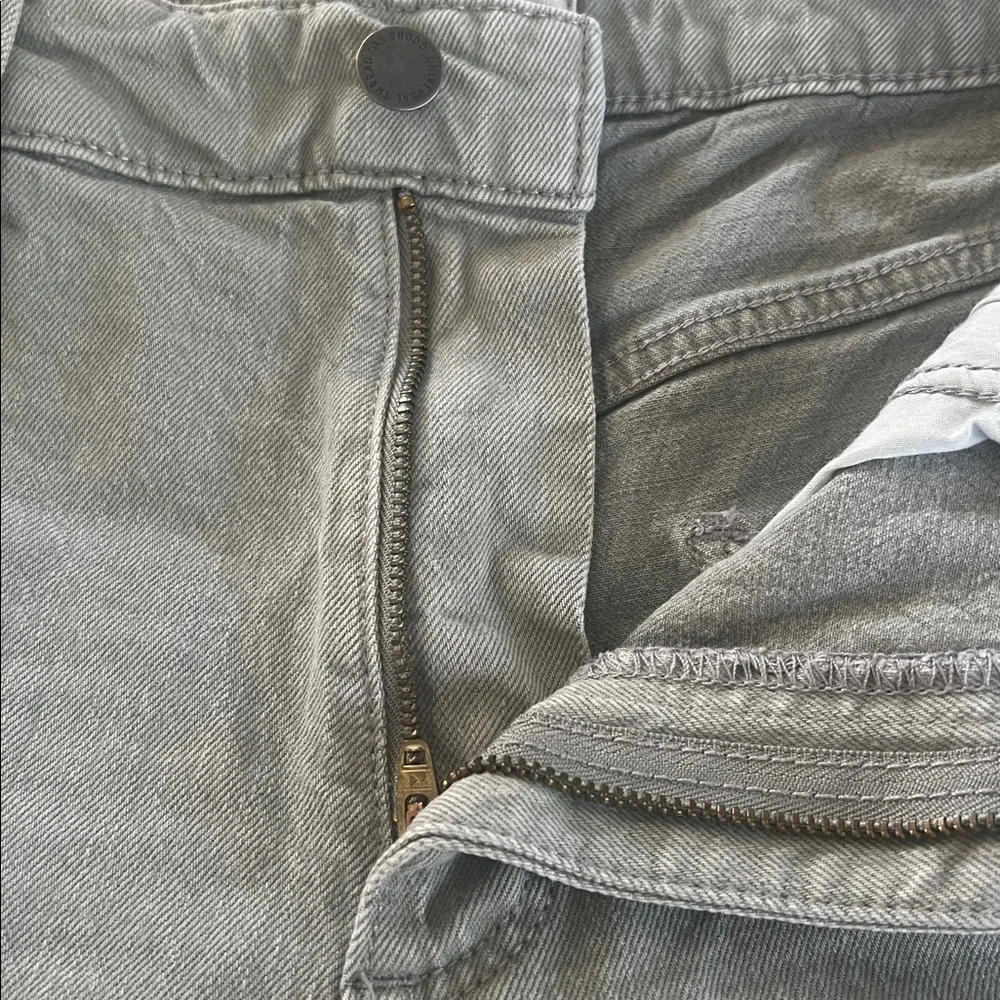 Universal Thread - VINTAGE MIDI Light Gray Jean Shorts